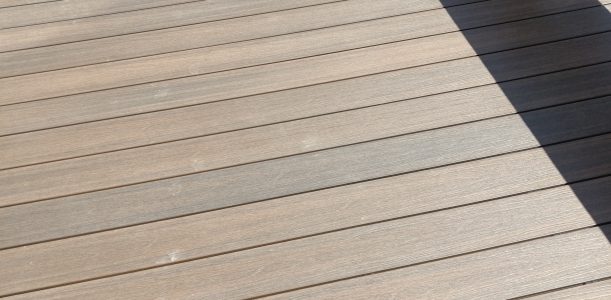 How To Clean Composite Decking (in 6 easy steps)